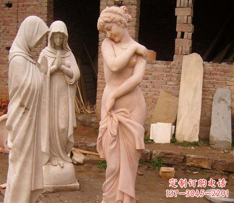 威海半裸女人大理石雕塑