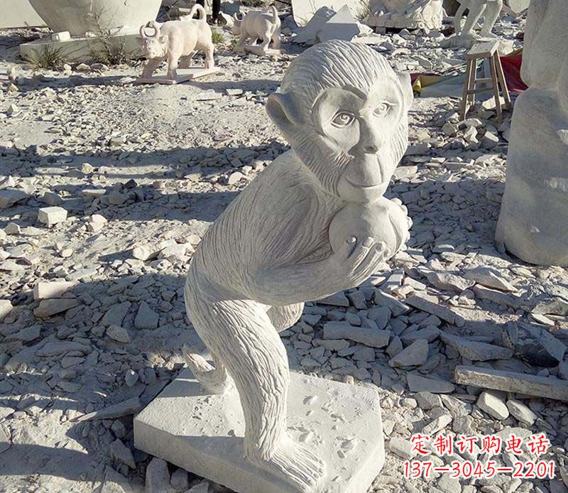 威海“猴子石雕”——精致细腻的石头精雕
