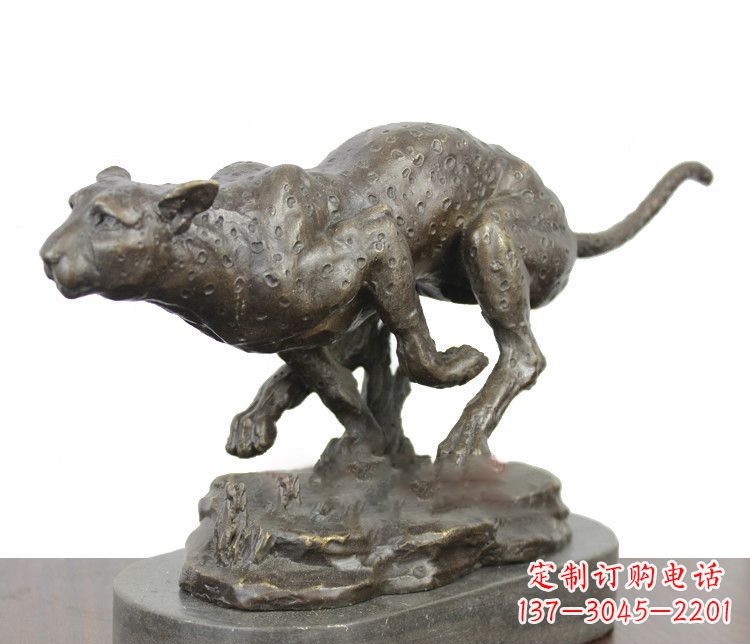威海豹子动物铜雕