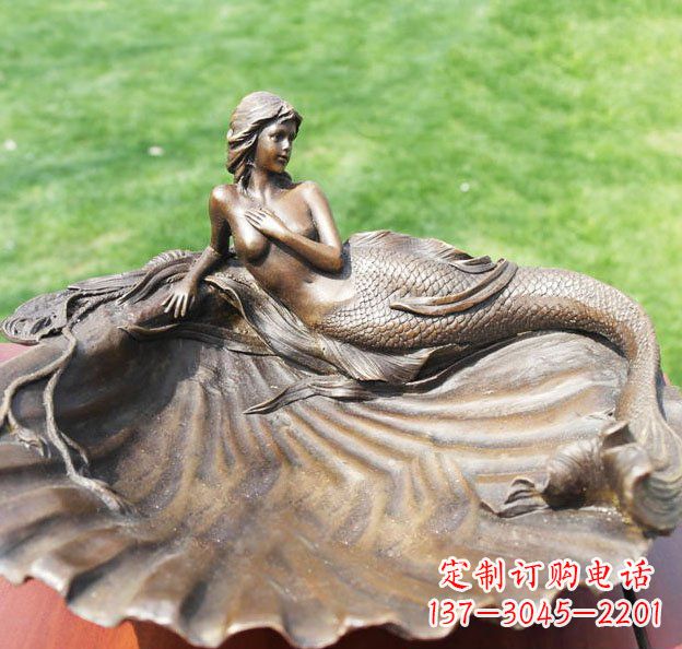 威海贝壳上的美人鱼园林景观铜雕