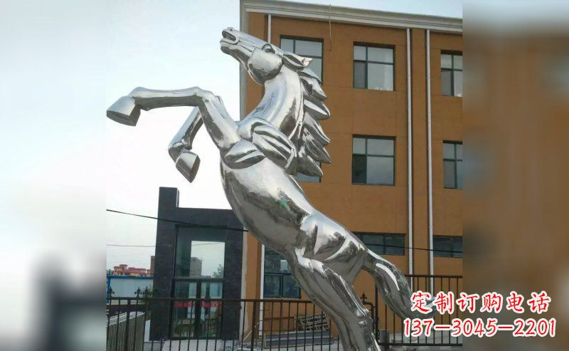 威海奔马不锈钢雕塑