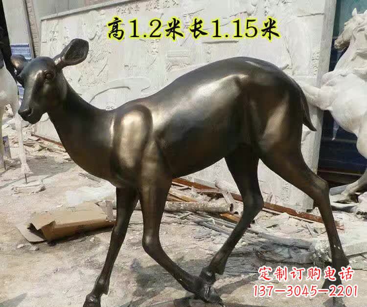 威海奔跑的小鹿铜雕 (2)