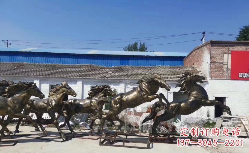 威海奔腾马群铜雕