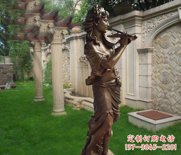 威海别墅西方女人玻璃钢仿铜景观雕塑