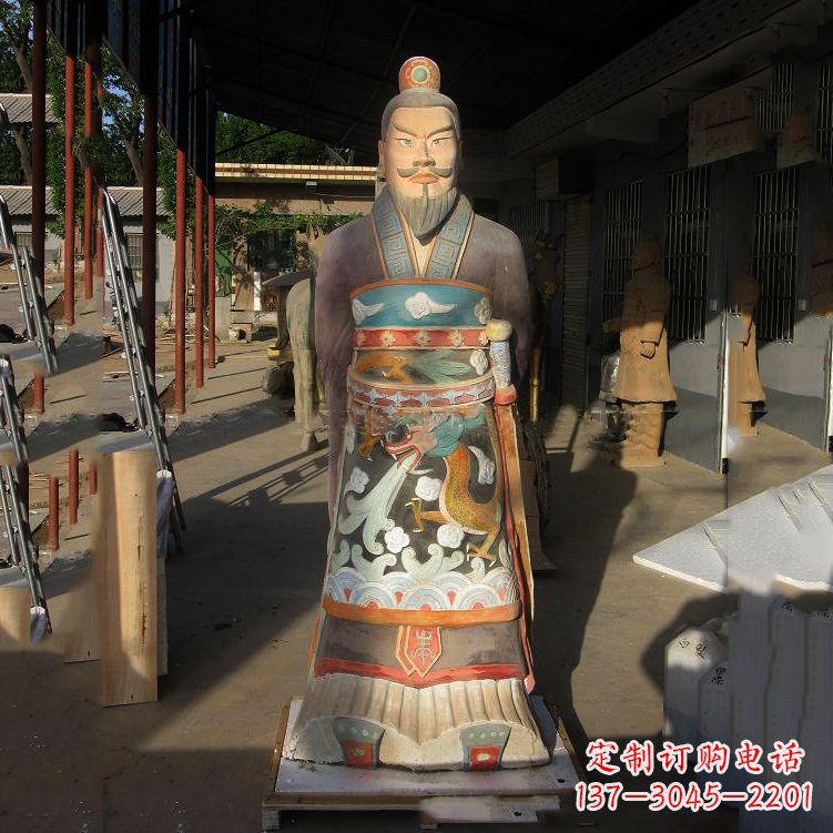 威海玻璃钢彩绘秦始皇塑像