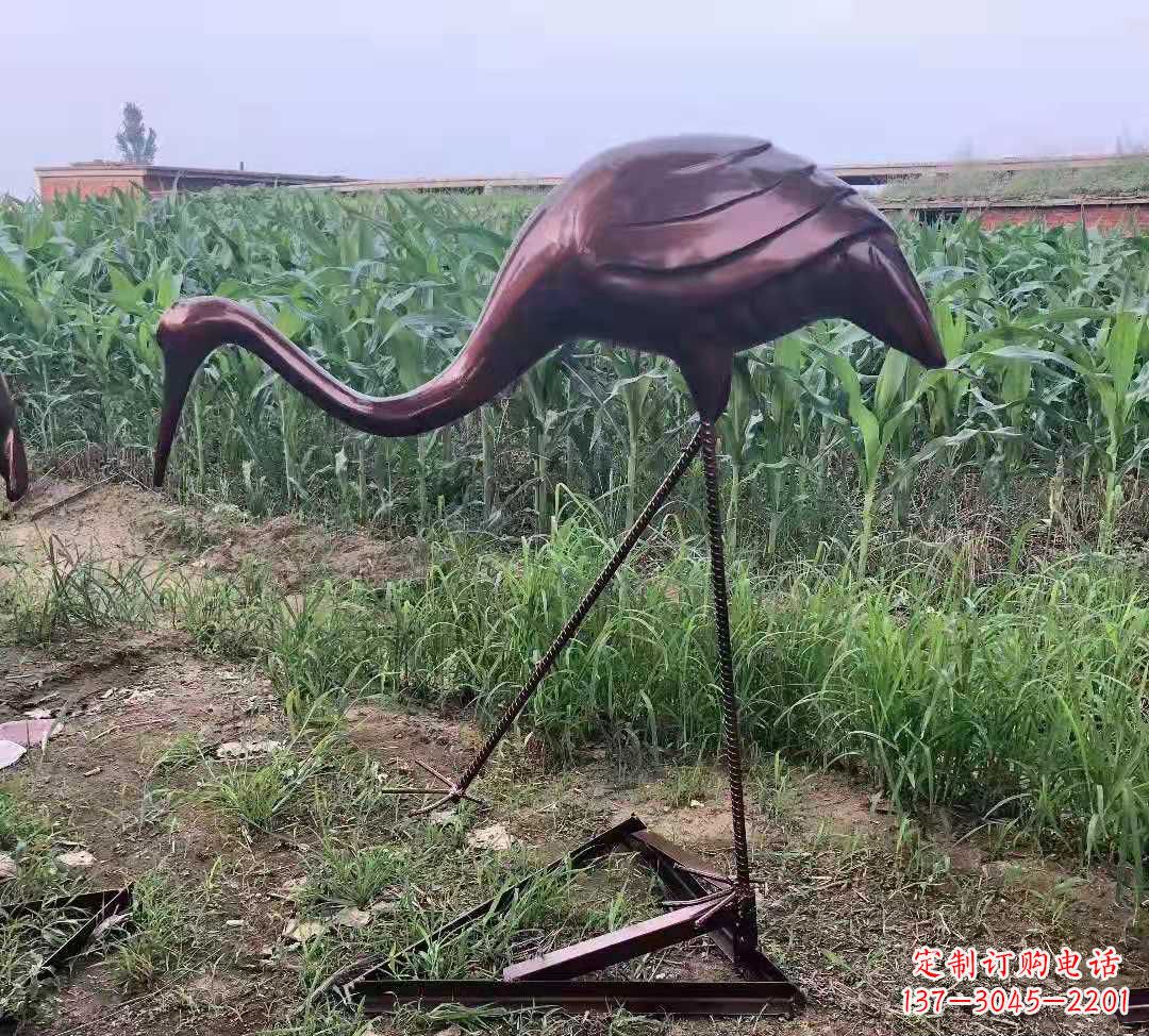 威海玻璃钢仿铜仙鹤雕塑精美景观装饰
