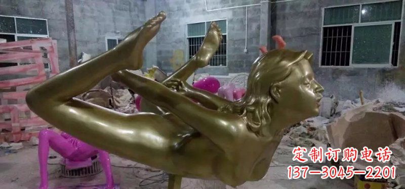 威海玻璃钢仿铜瑜伽女人人物雕塑