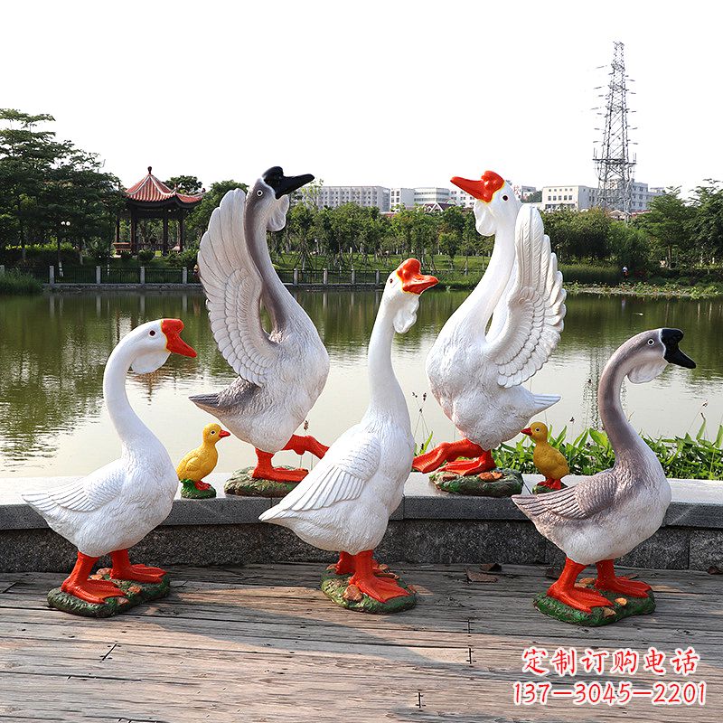 威海玻璃钢仿真大白鹅雕塑-公园园林水景动物摆件