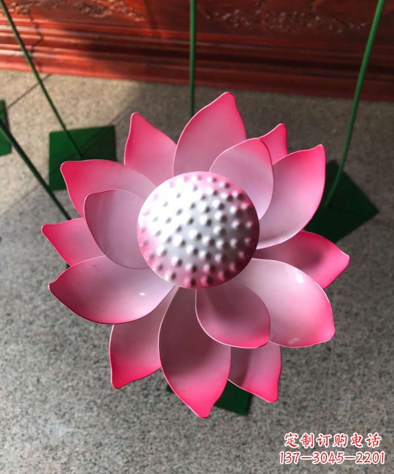威海玻璃钢仿真荷花雕塑