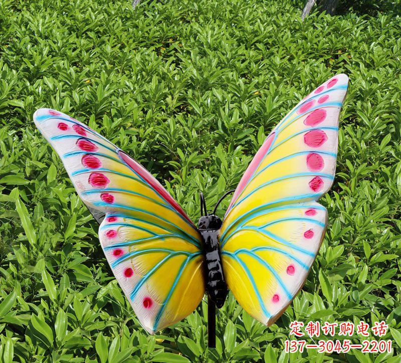 威海玻璃钢仿真蝴蝶插件,公园草丛昆虫雕塑