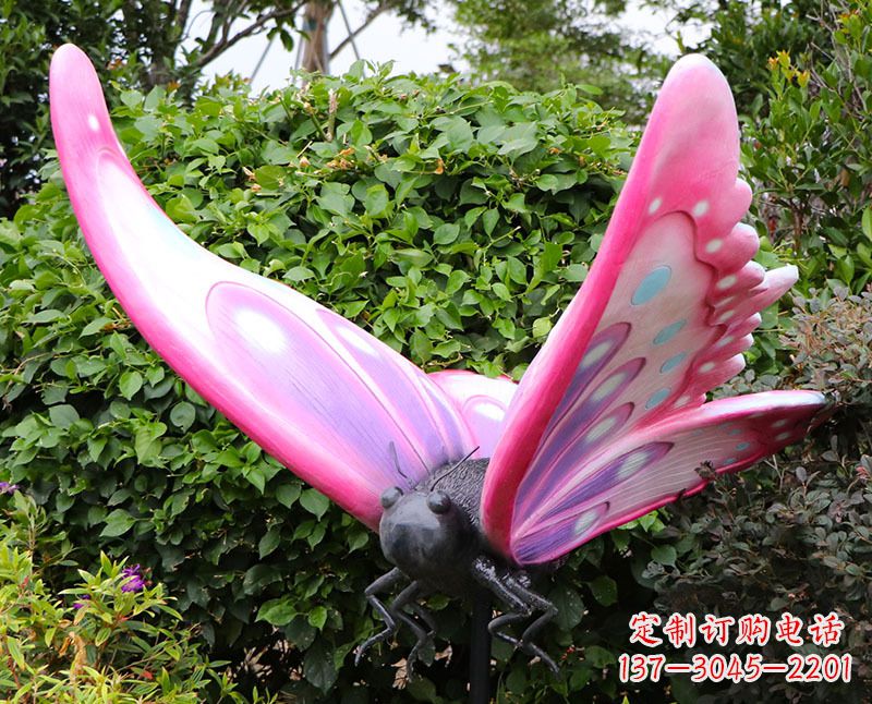 威海玻璃钢仿真蝴蝶红色昆虫雕塑