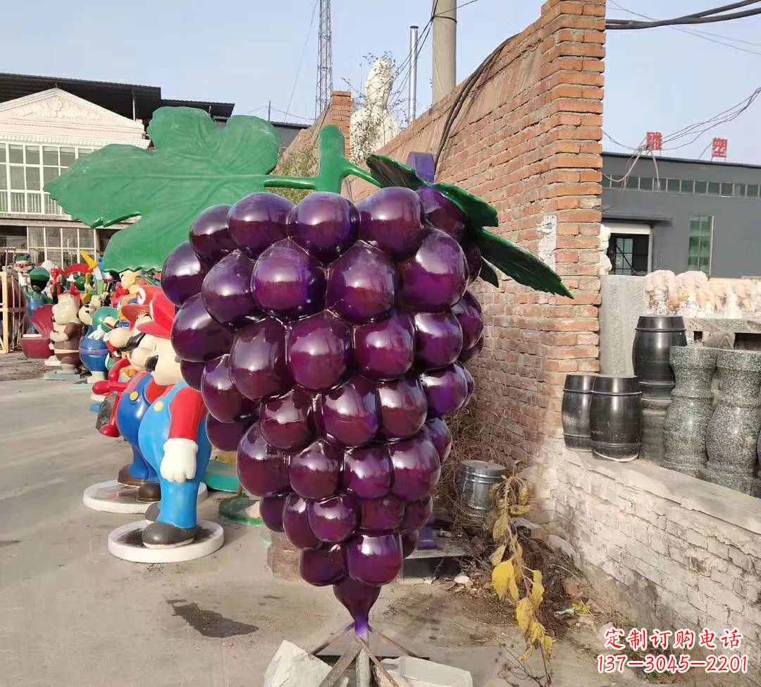 威海玻璃钢仿真葡萄雕塑