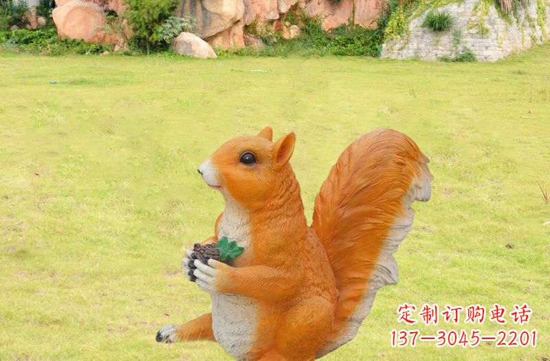 威海玻璃钢仿真松鼠