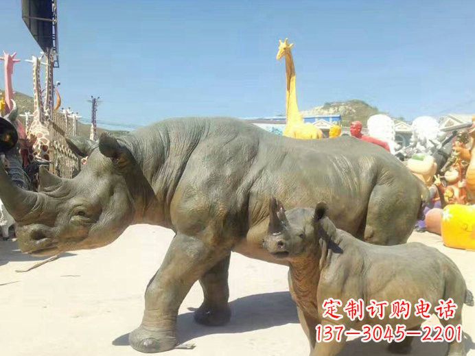 威海玻璃钢仿真犀牛