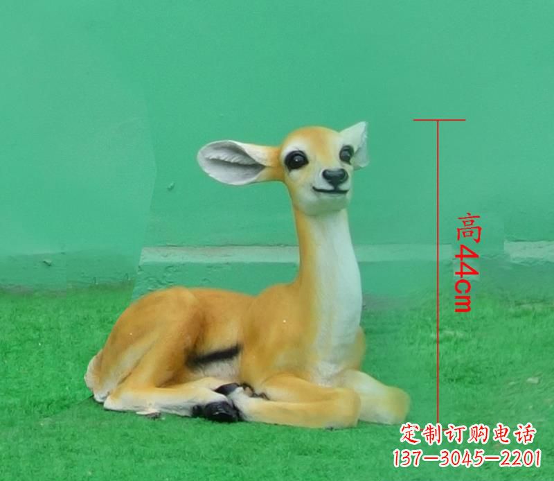 威海玻璃钢制作的羚羊雕塑