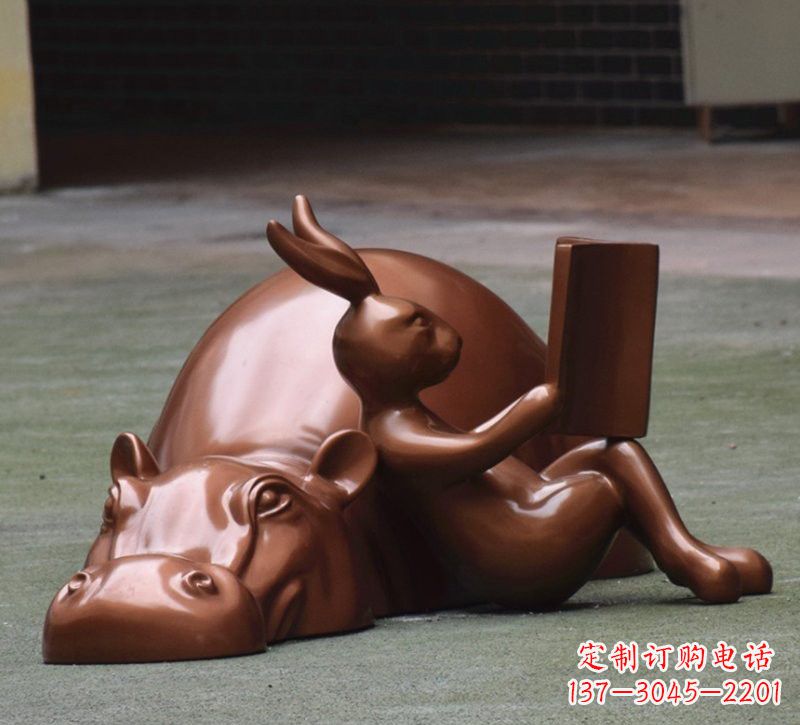 威海玻璃钢河马雕塑——给环境添彩