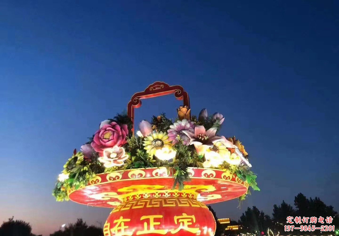威海玻璃钢花篮景观雕塑