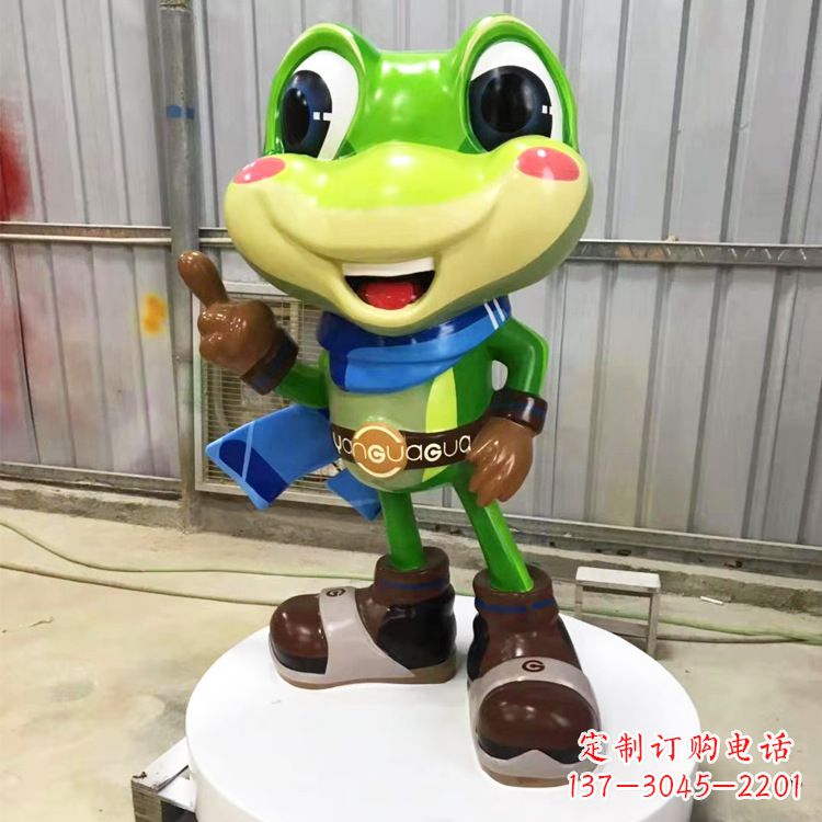 威海玻璃钢青蛙雕塑——为商场儿童游乐场增添点缀