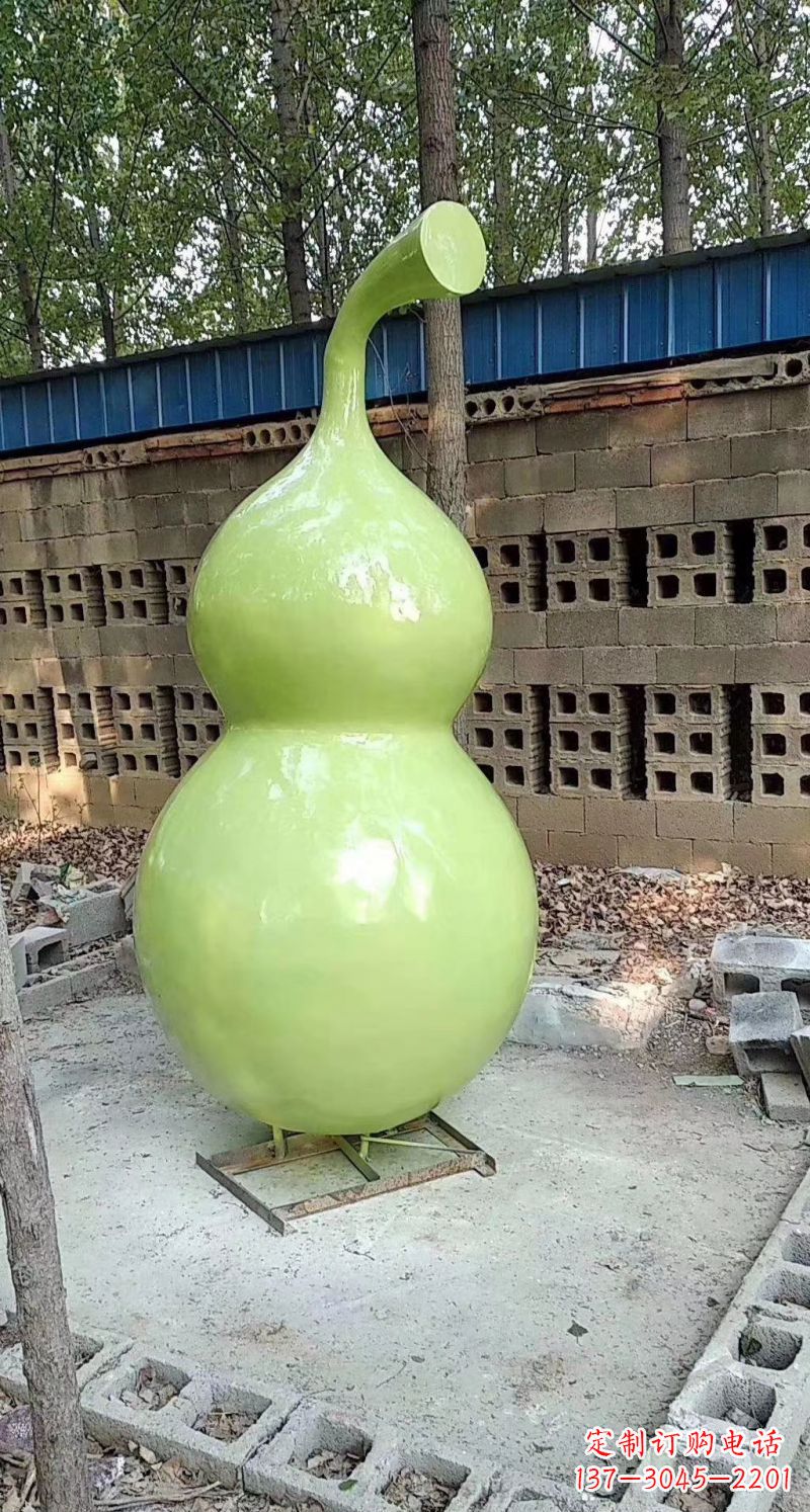 威海玻璃钢葫芦雕塑艺术性与实用性的完美结合