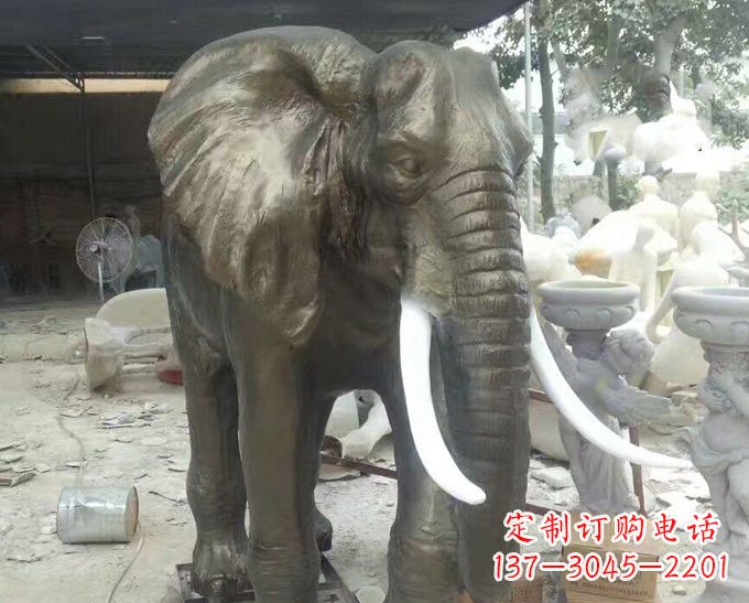 威海玻璃钢大象雕塑——一座非凡的雕塑