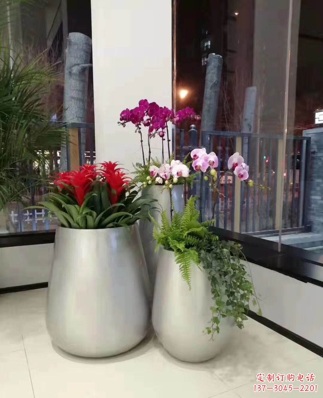 威海玻璃钢花盆雕塑艺术之美