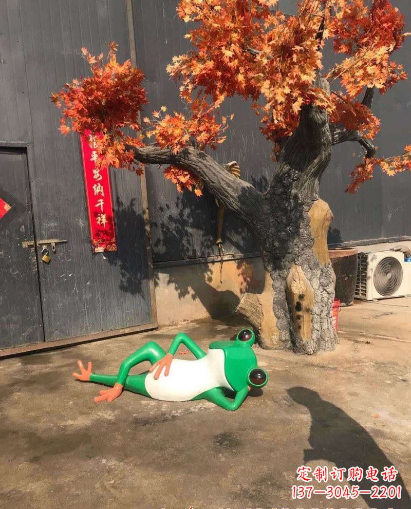威海精美玻璃钢青蛙雕塑