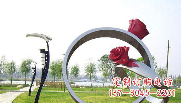 威海不锈钢爱情戒指浪漫雕塑艺术