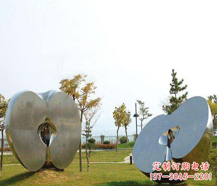 威海不锈钢雕刻的苹果