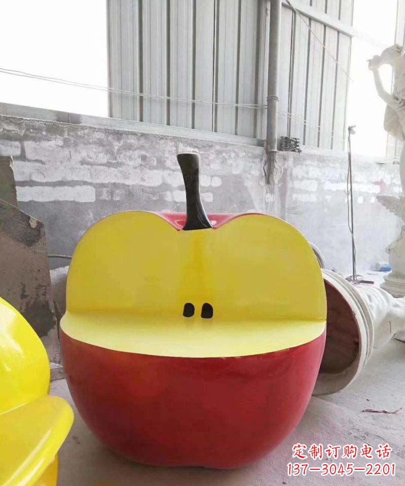 威海不锈钢苹果雕塑精致而经久不衰