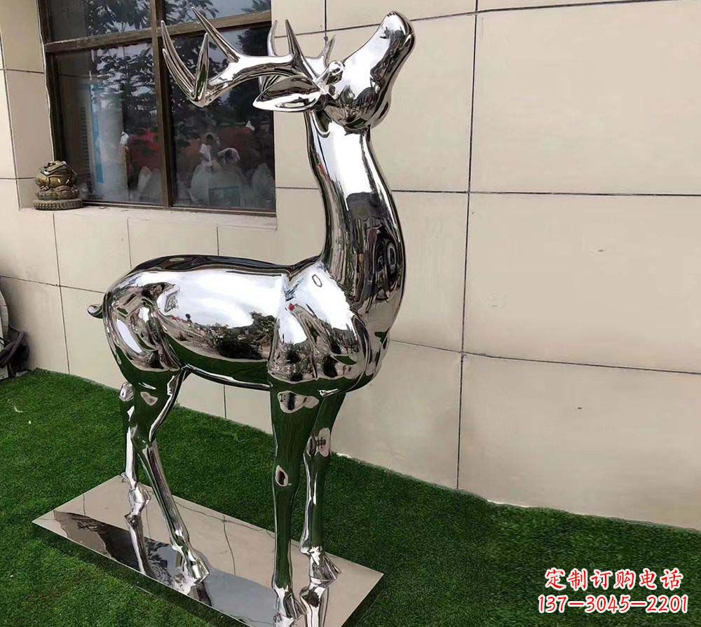 威海不锈钢别墅镜面小鹿雕塑