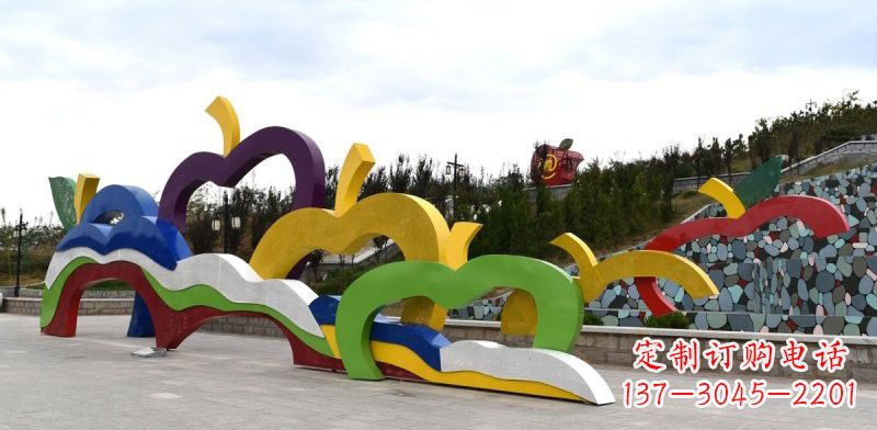 威海不锈钢彩色苹果雕塑