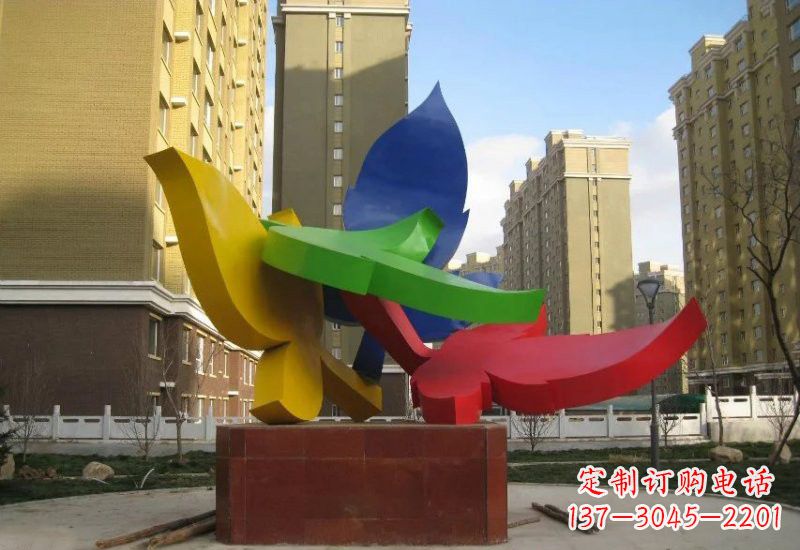 威海不锈钢彩色树叶雕塑