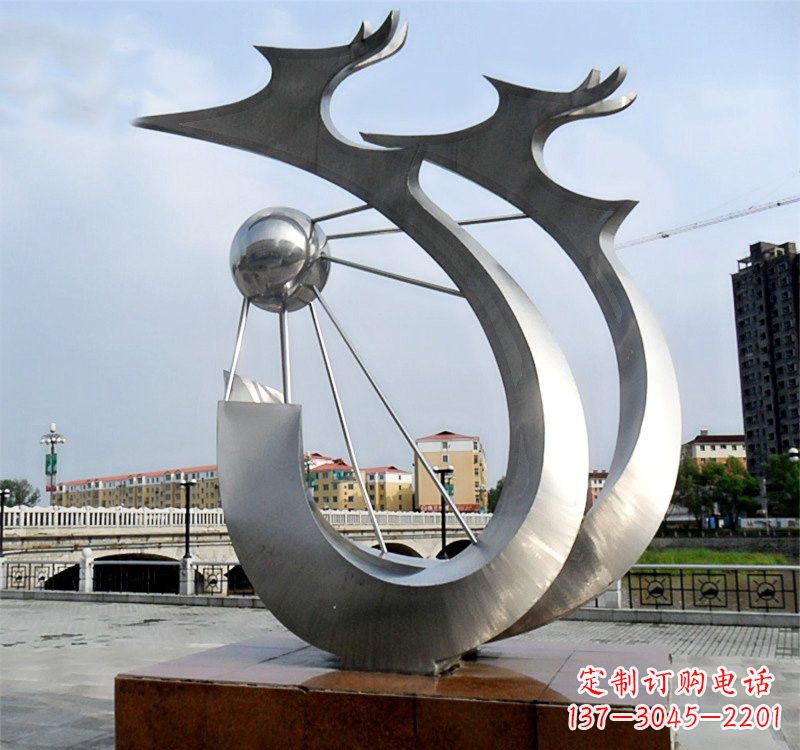 威海不锈钢双龙戏珠雕塑精美绝伦