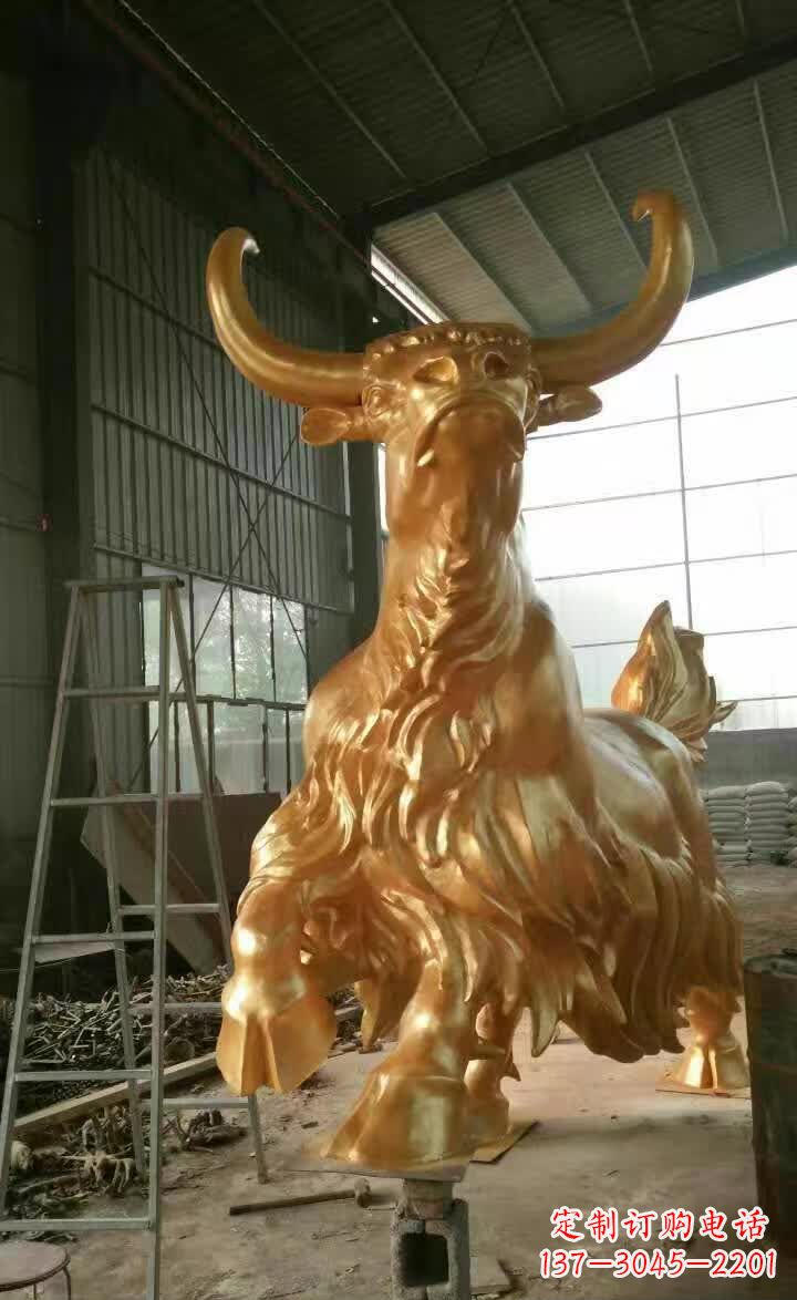 威海不锈钢城市钛金牦牛雕塑
