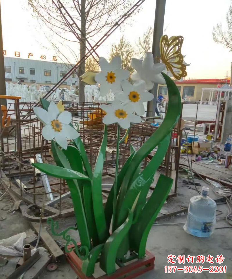 威海不锈钢之美——紫荆花雕塑