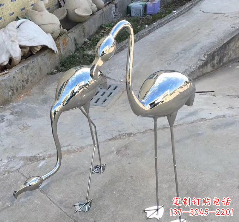 威海传统工艺不锈钢动物雕塑