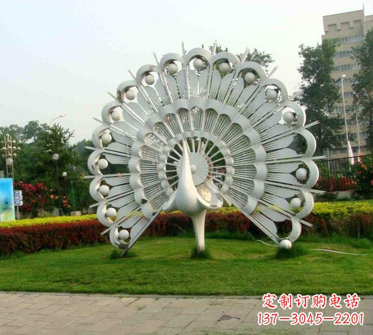 威海不锈钢孔雀雕塑