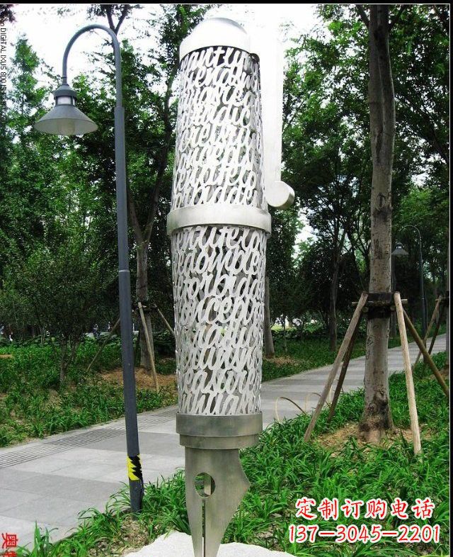 威海不锈钢抽象钢笔雕塑222