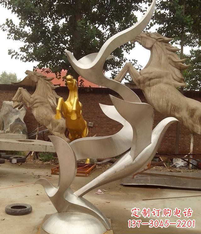 威海精美不锈钢鸽子雕塑