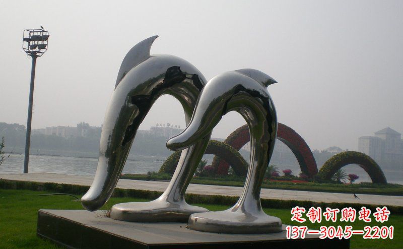 威海精美不锈钢海豚雕塑