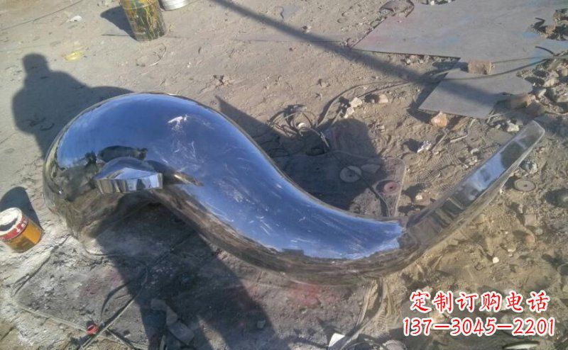 威海不锈钢海豚雕塑展示优雅美丽