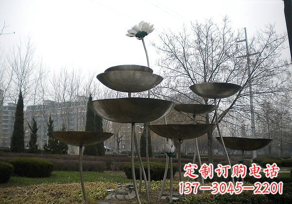 威海不锈钢荷花雕塑浪漫与优雅的融合
