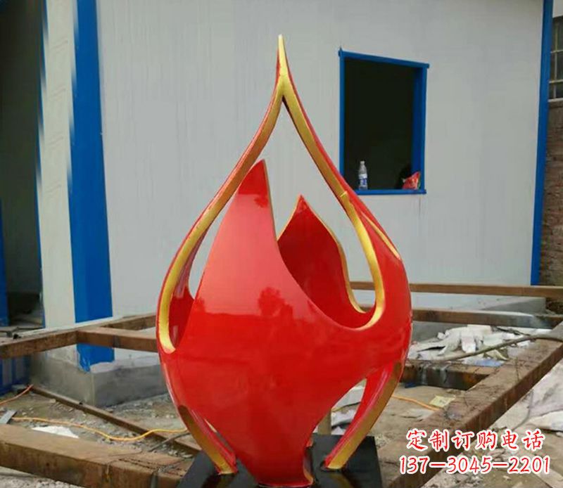 威海不锈钢龙雕塑点缀火龙果广场