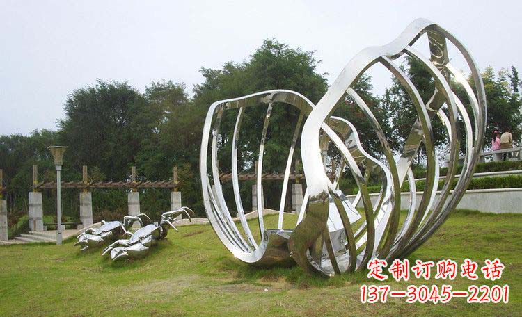 威海不锈钢抽象螃蟹贝壳雕塑
