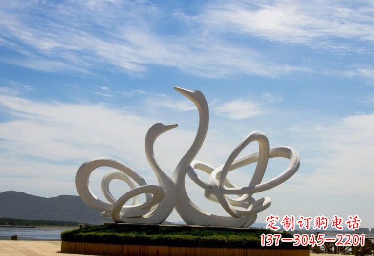 威海不锈钢制天鹅雕塑