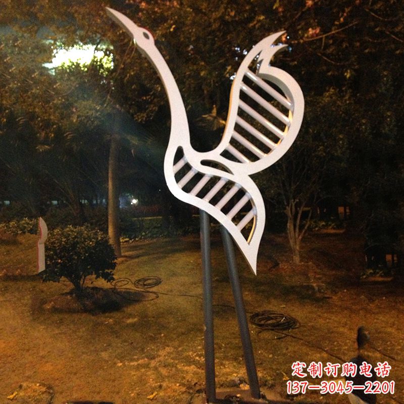 威海仙鹤雕塑精美的不锈钢制作