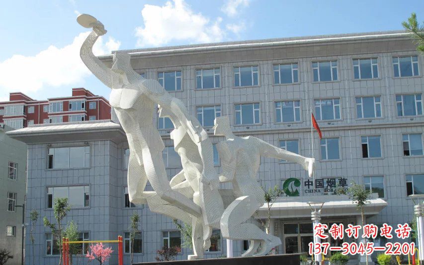 威海不锈钢打乒乓球人物雕塑