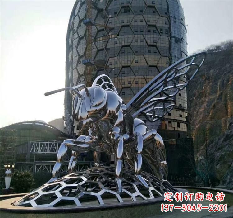 威海不锈钢大型广场蚂蚁雕塑