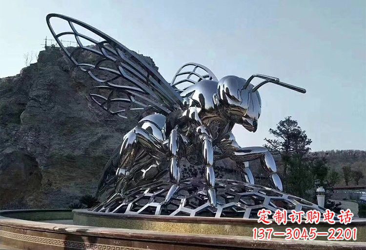 威海不锈钢大型蜜蜂雕塑铸造出精美绝伦的艺术杰作