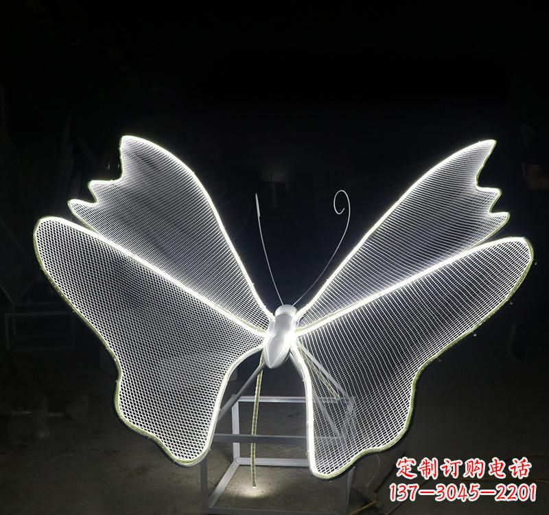 威海不锈钢灯饰蝴蝶雕塑